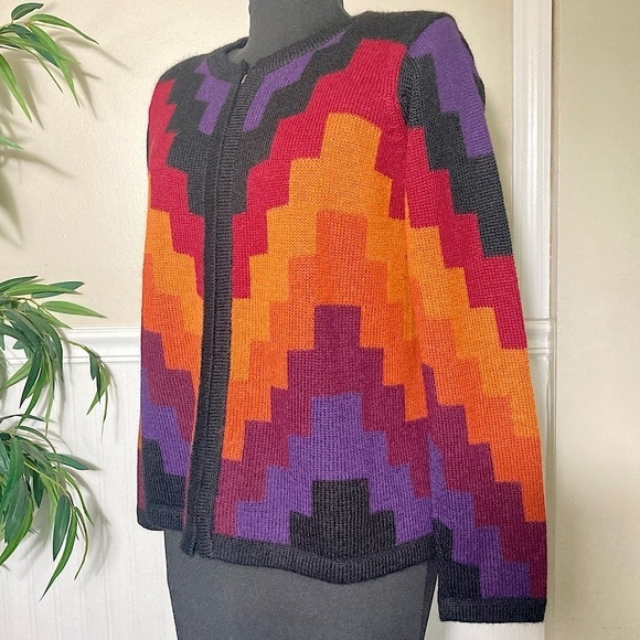 Peruvian Alpaca Zip up Cardigan, geometric rainbow pattern, size Small - Picture 5 of 14